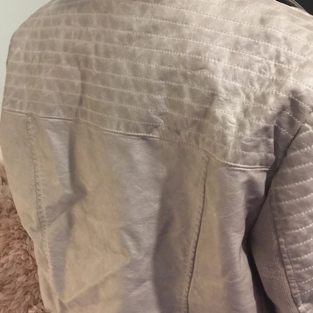 Tan jacket - Picture 4 of 4